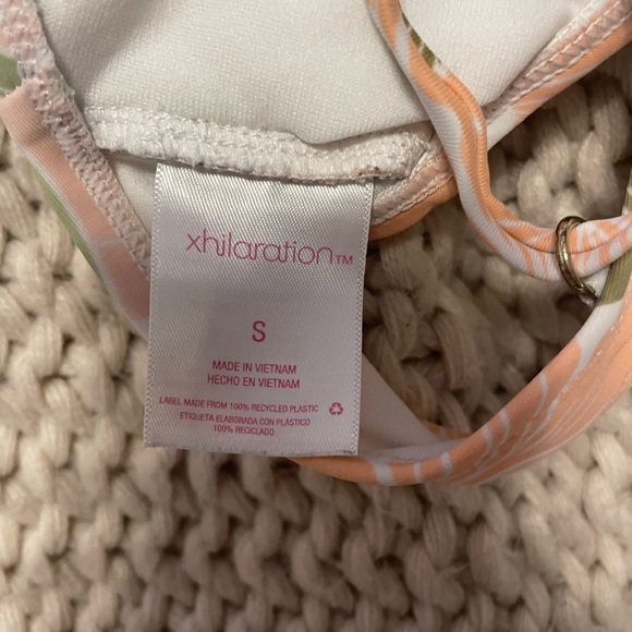 Xhilaration Floral Bikini Top - Peach and Green - Picture 3 of 3